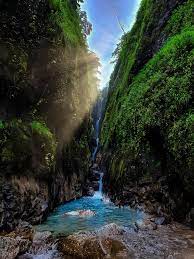 nanemachi waterfall